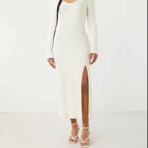 NWT Oak + Fort slit midi dress Cream Size S